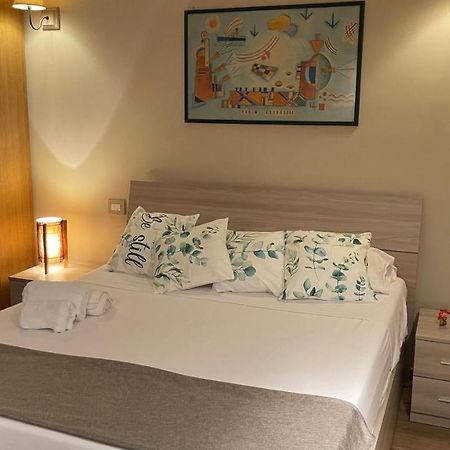 Апартаменти Frank Host Roma Lux , Metro A A 50 M, Simple Check-In Con Codice A Qualsiasi Orario Екстер'єр фото