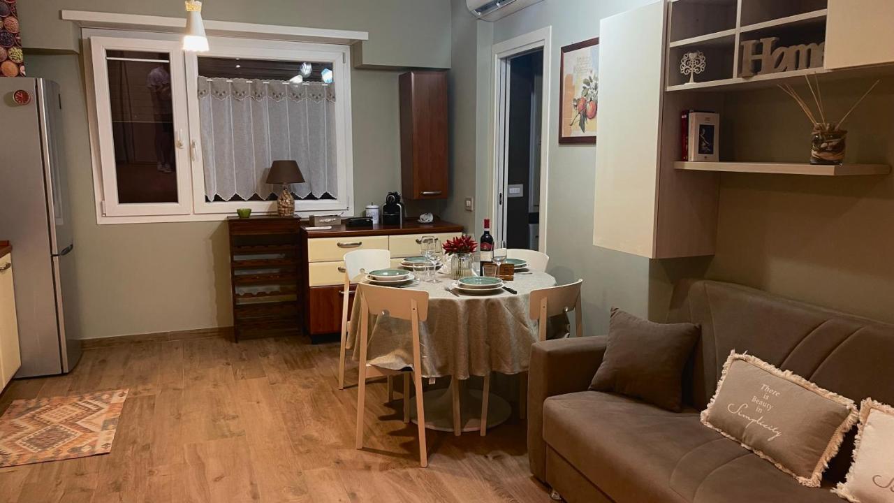 Апартаменти Frank Host Roma Lux , Metro A A 50 M, Simple Check-In Con Codice A Qualsiasi Orario Екстер'єр фото